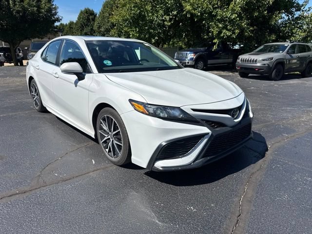 Used 2023 Toyota Camry SE w/ Cold Weather Package