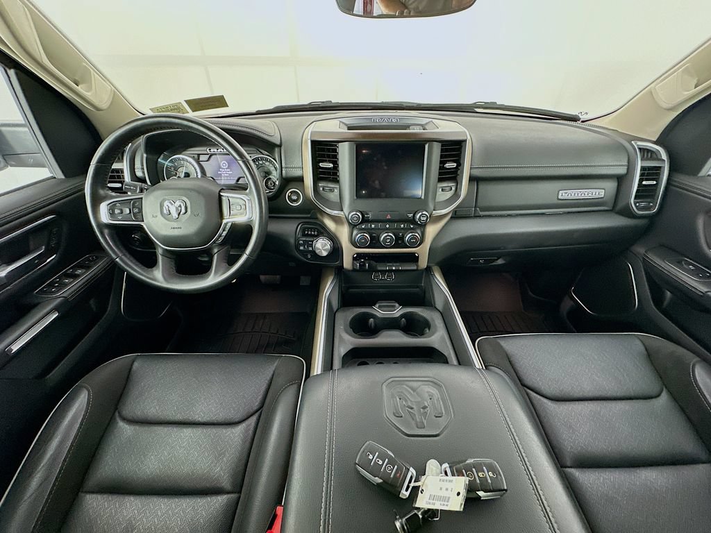 Used 2022 RAM 1500 Laramie AWD/4WD image 10