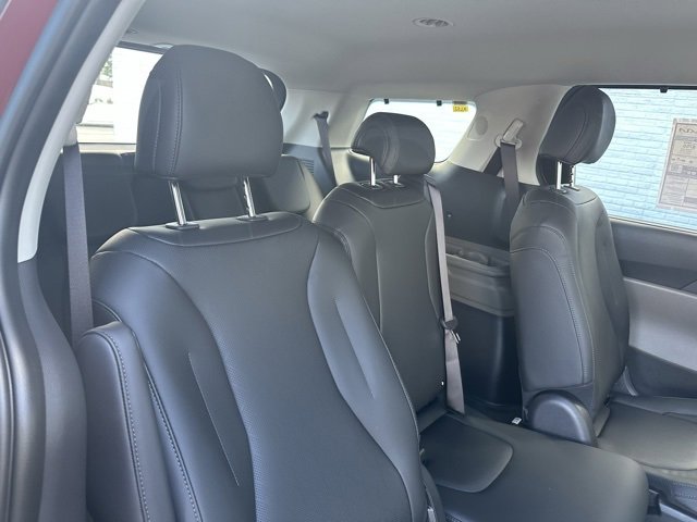 New 2026 Kia Carnival EX image 46