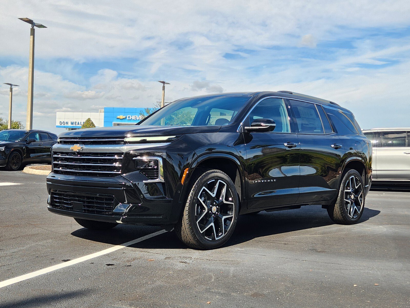 New 2026 Chevrolet Traverse High Country image 2