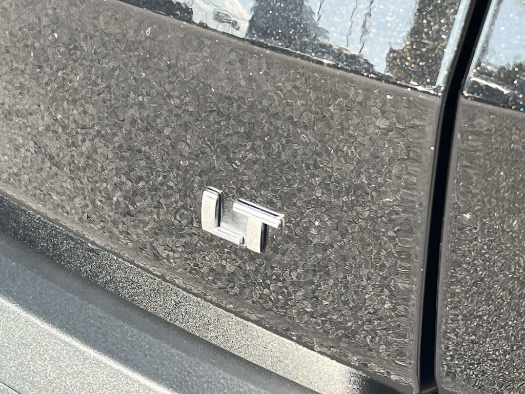 Used 2022 Chevrolet Traverse LT image 26