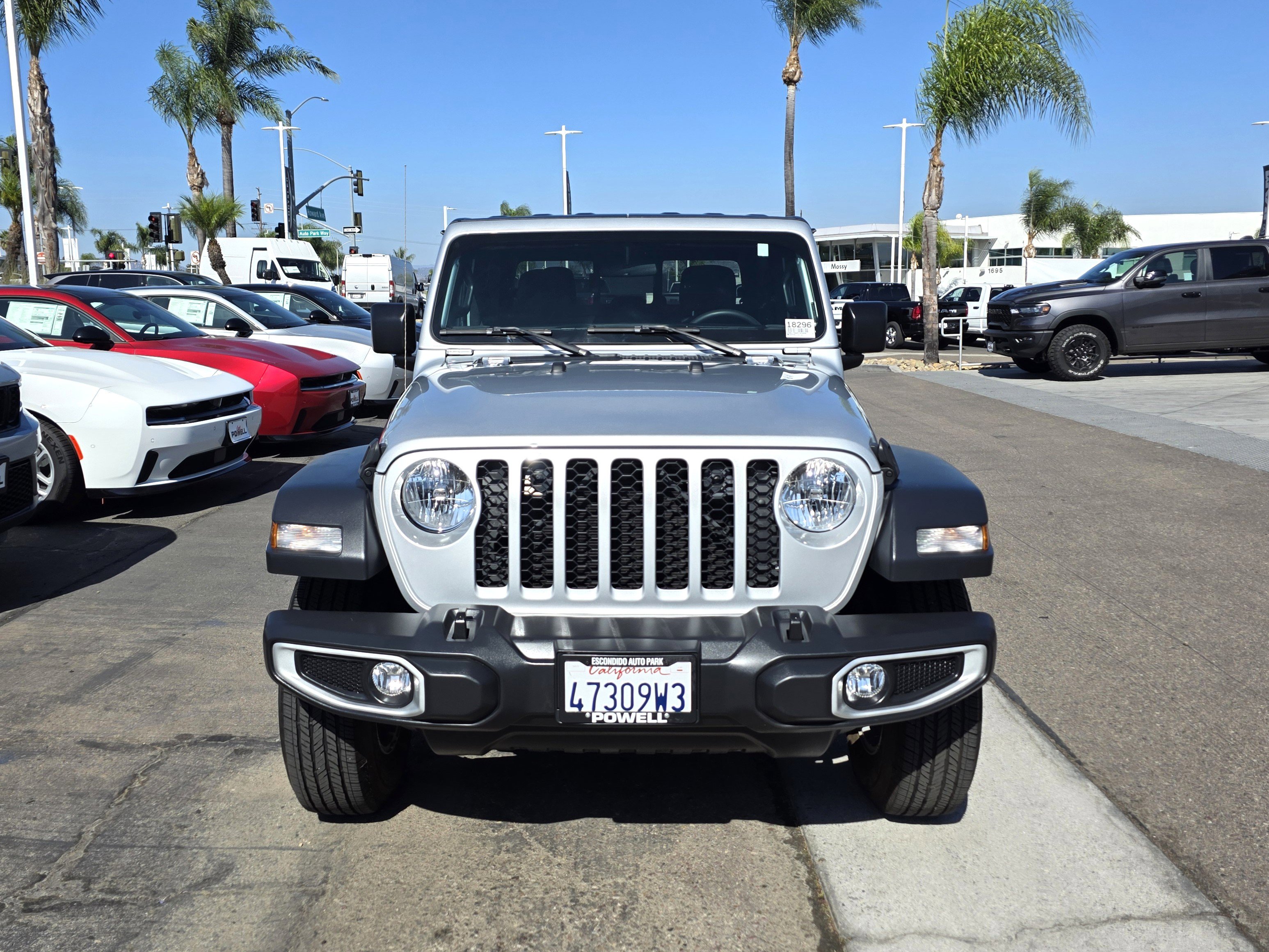 Certified 2023 Jeep Gladiator Sport image 7