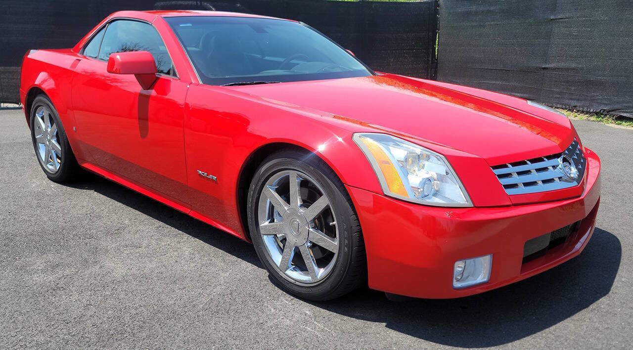 Used 2007 Cadillac XLR image 5