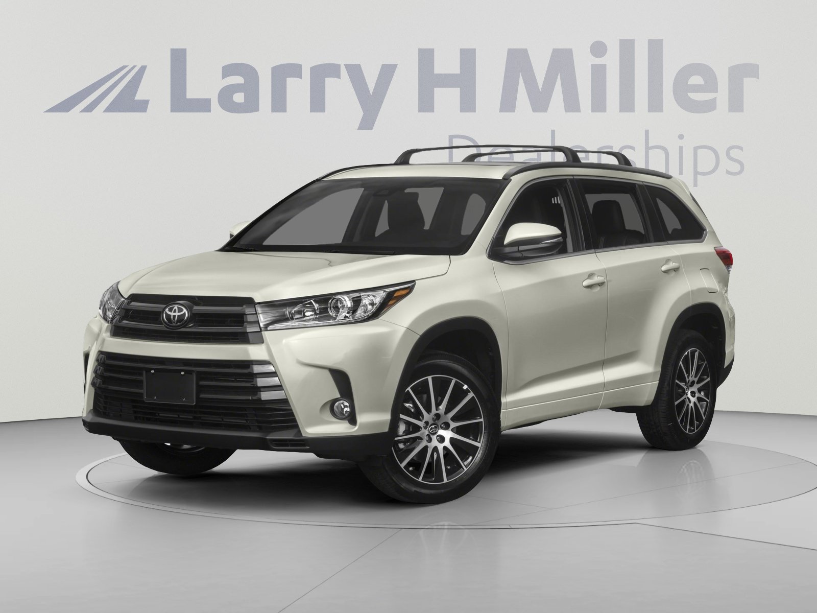 Used 2018 Toyota Highlander XLE w/ Carpet Mat Package (TMS)