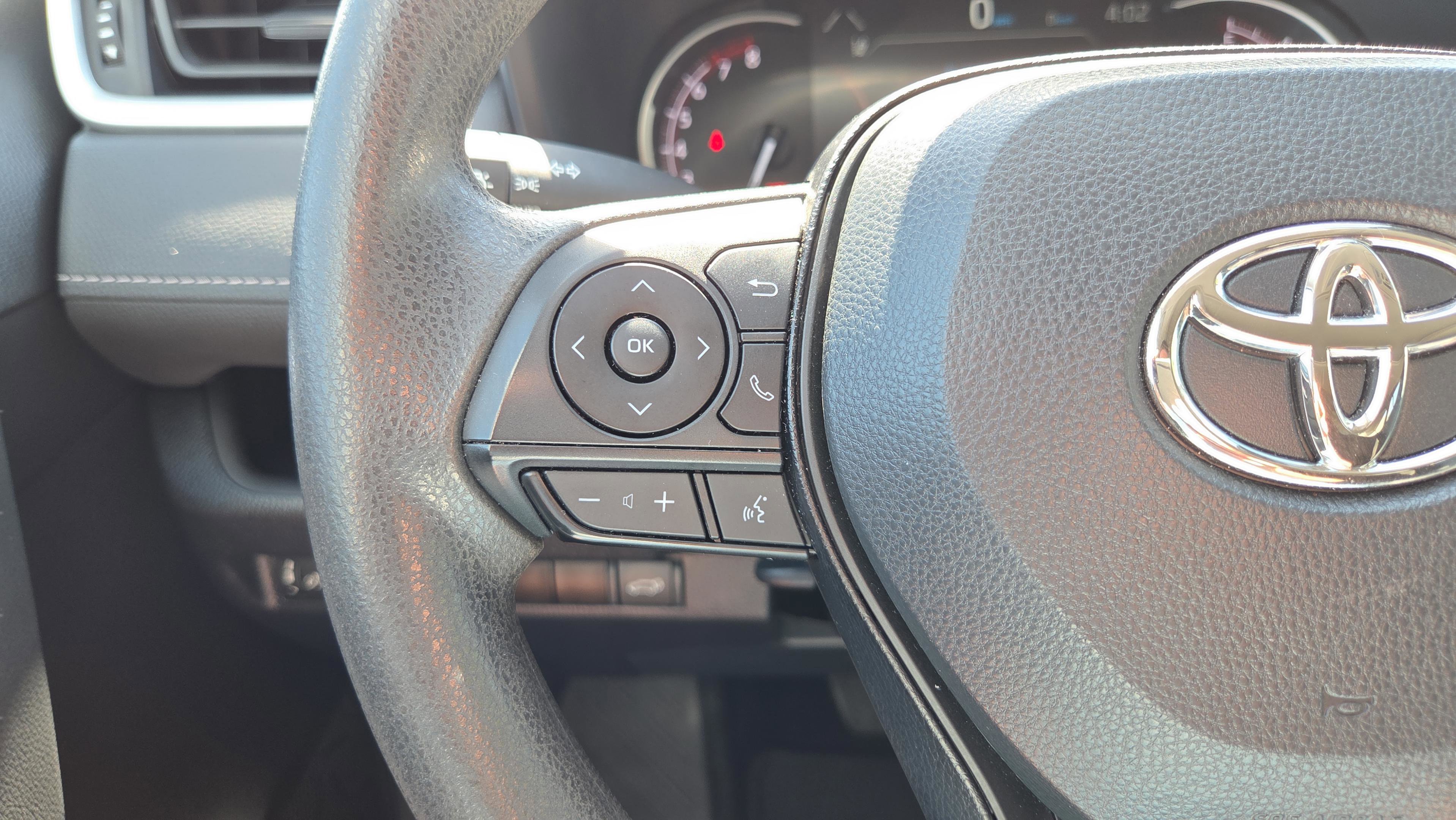 Certified 2024 Toyota RAV4 XLE w/ Convenience Package FWD image 27