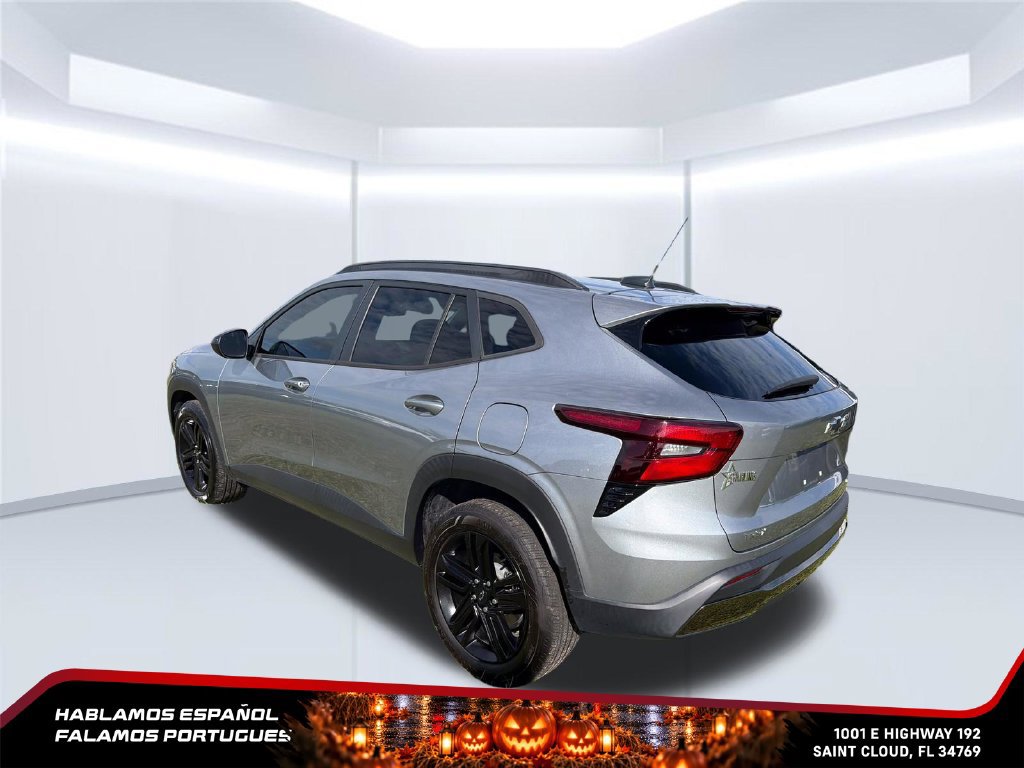 Certified 2024 Chevrolet Trax ACTIV w/ Driver Confidence Package FWD image 3
