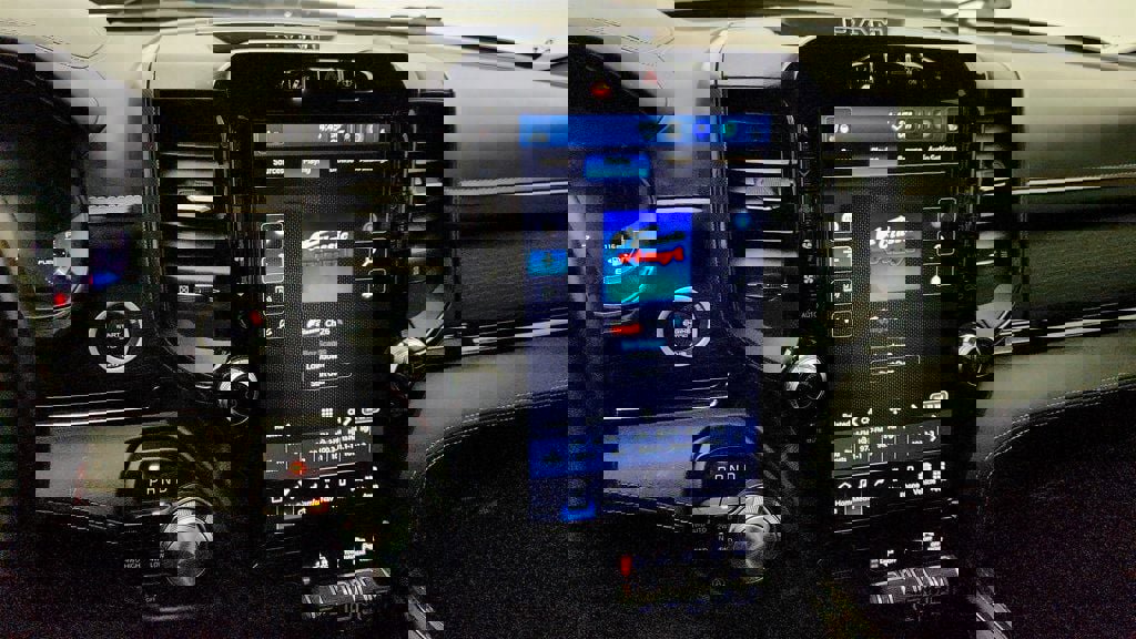 Used 2023 RAM 1500 Limited AWD/4WD image 17