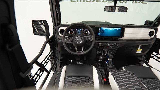 Used 2025 Jeep Gladiator Sport image 29