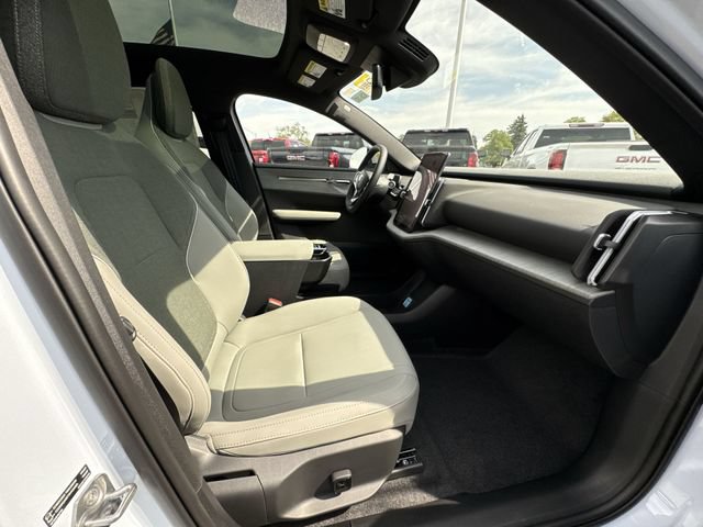 New 2026 Volvo EX30 Cross Country Ultra w/ Protection Package Premier AWD/4WD image 28