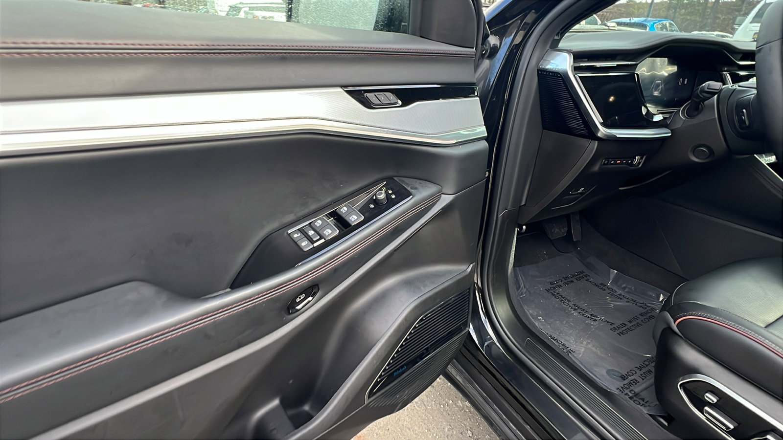 Used 2024 Jeep Wagoneer Launch Edition image 15