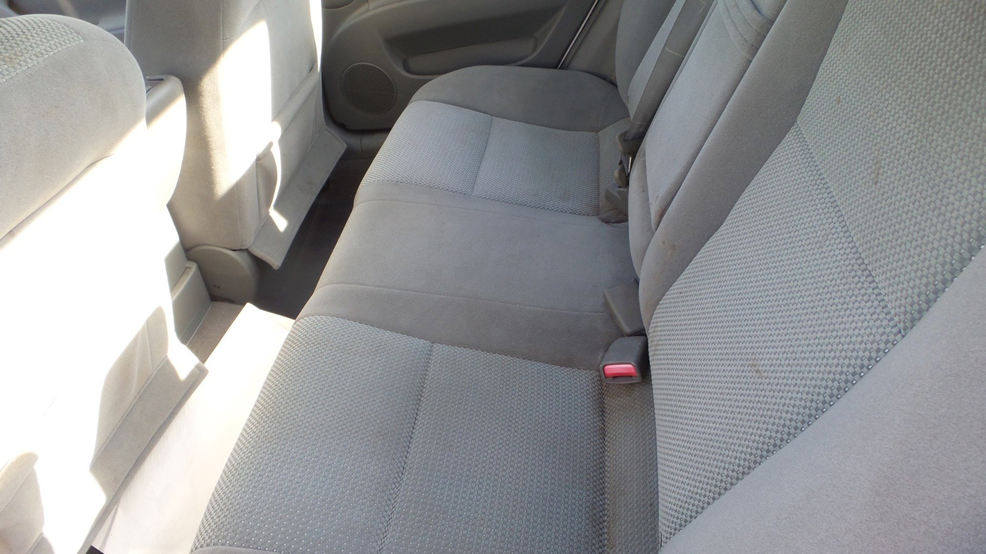 Used 2006 Suzuki Forenza Sedan image 22