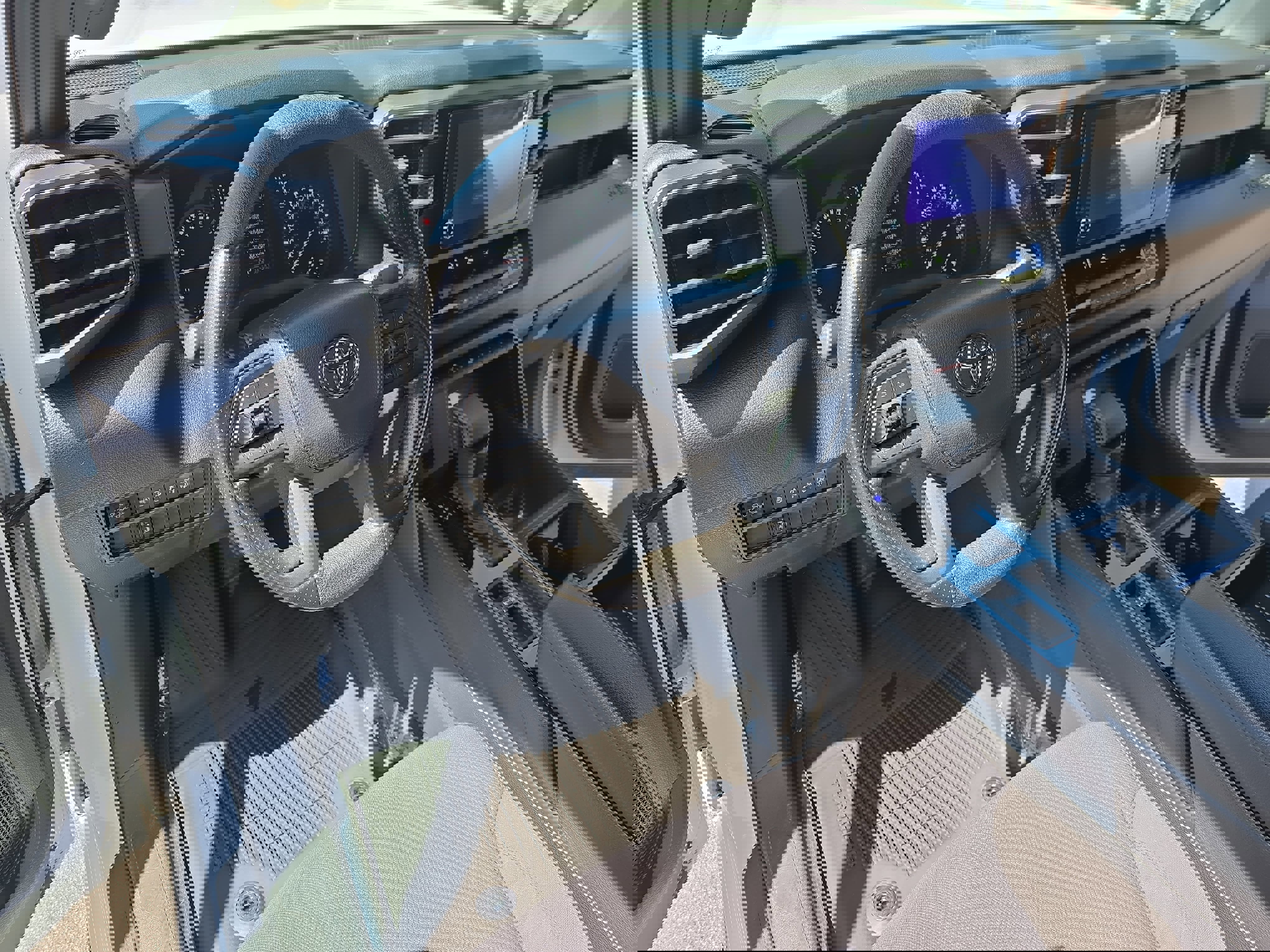 Used 2025 Toyota Tundra SR w/ SR Tow Package image 17