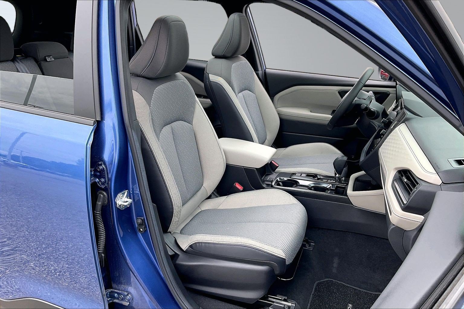 Used 2026 Subaru Forester Premium AWD/4WD image 7