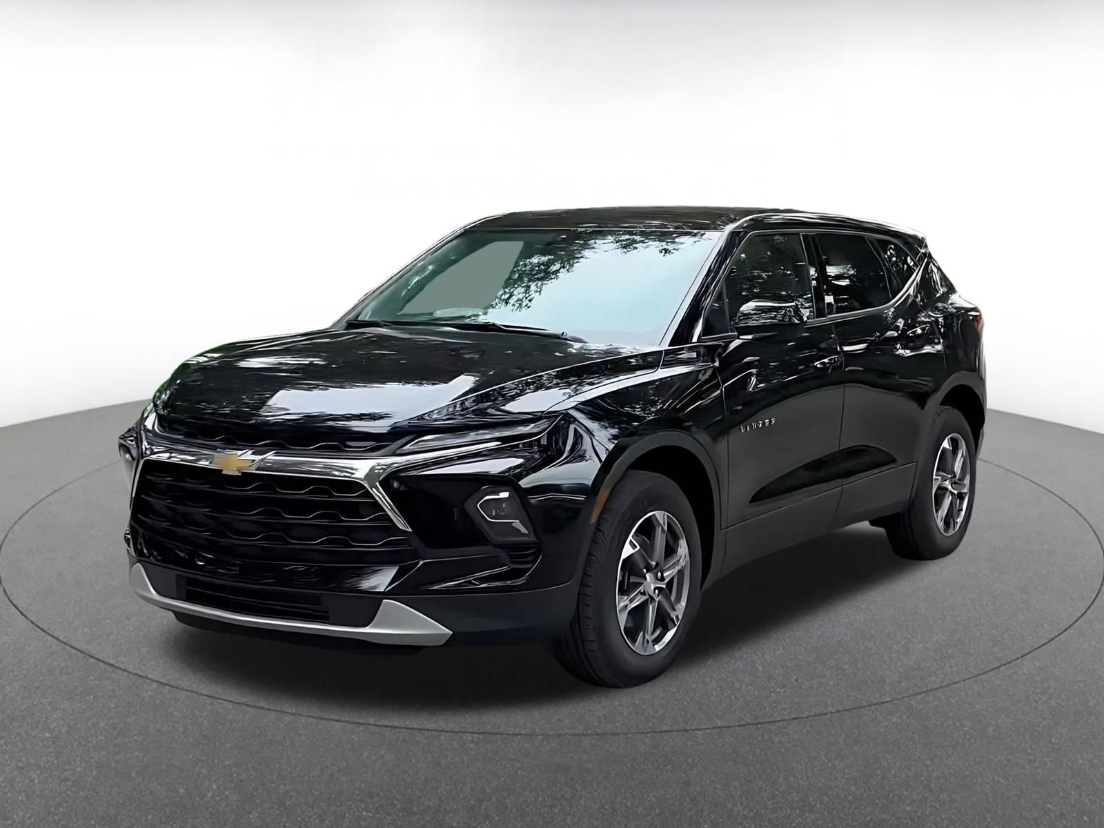 Used 2026 Chevrolet Blazer LT FWD image 7
