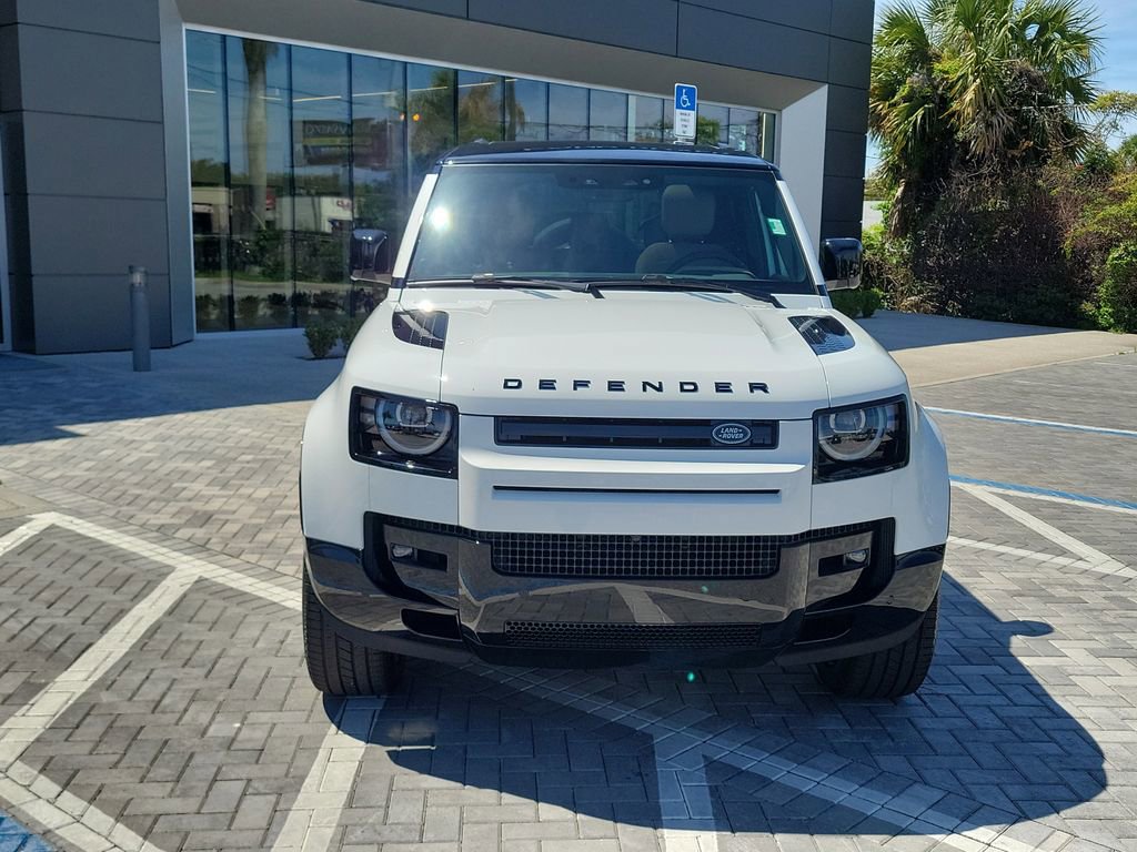 New 2026 Land Rover Defender 110 X-Dynamic SE AWD/4WD image 8