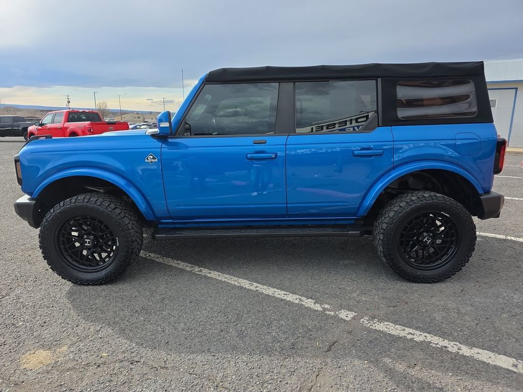 Used 2021 Ford Bronco Outer Banks AWD/4WD image 3
