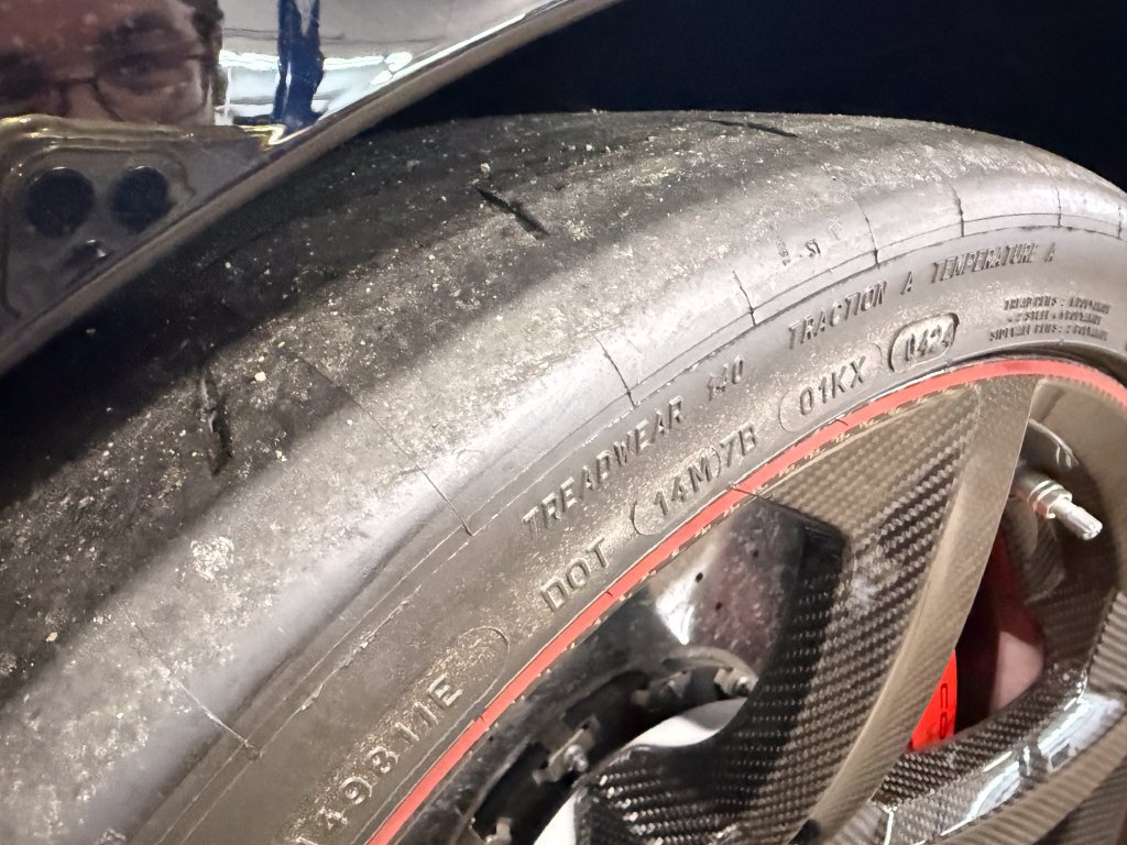 Used 2024 Chevrolet Corvette Z06 w/ Z07 Performance Package RWD image 12