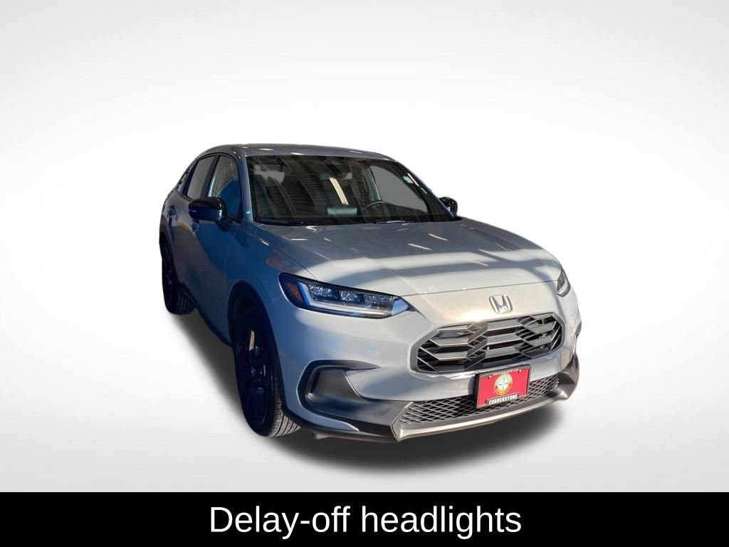 Used 2025 Honda HR-V Sport image 14