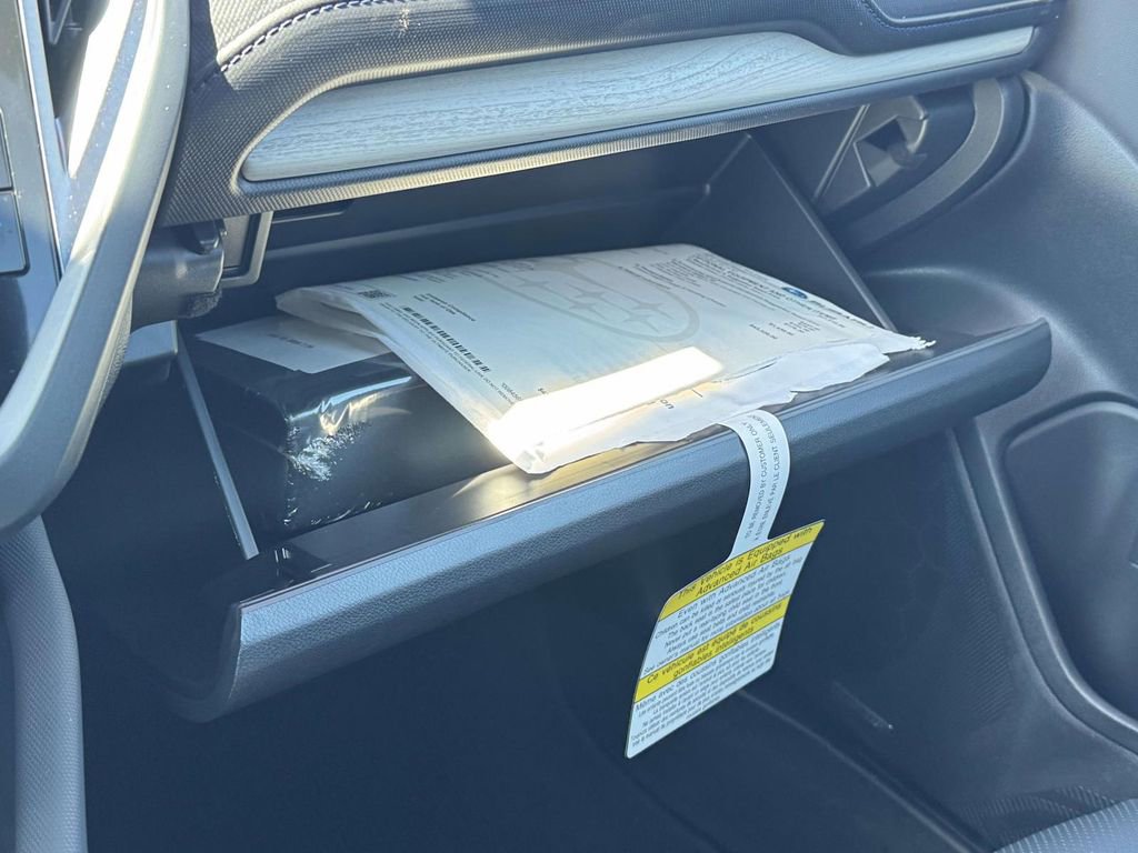 Used 2025 Subaru Forester Limited image 30