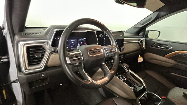 Used 2023 GMC Canyon Denali AWD/4WD image 14