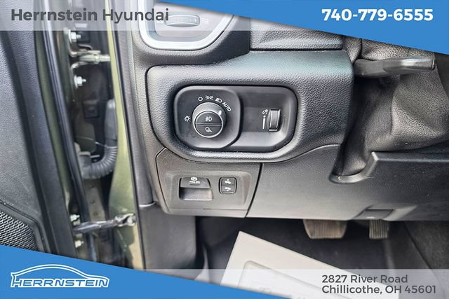 Used 2021 RAM 1500 Big Horn AWD/4WD image 17