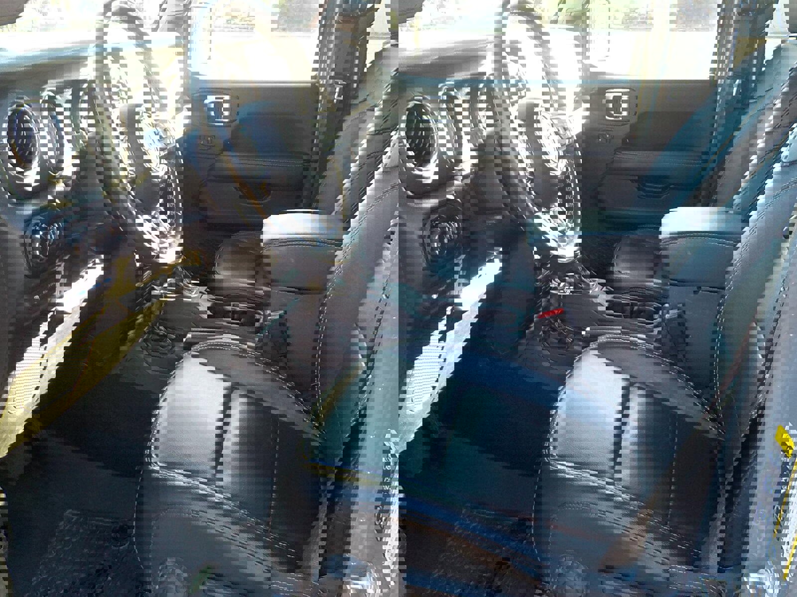 Used 2021 Jeep Wrangler Unlimited Sahara w/ Cold Weather Group image 18