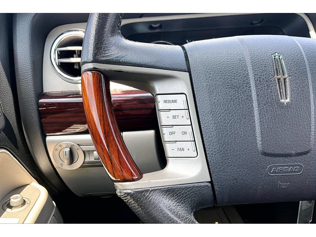 Used 2006 Lincoln Zephyr FWD image 11