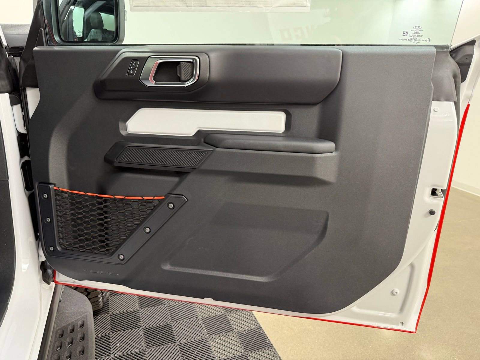 New 2025 Ford Bronco Stroppe Edition image 32