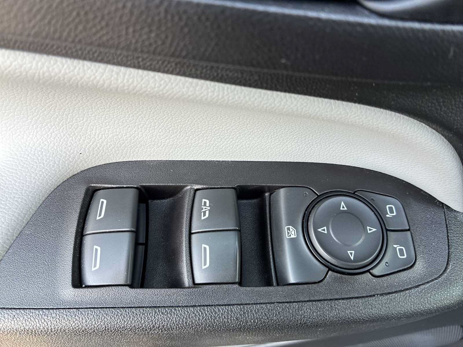 Used 2022 Chevrolet Equinox LT AWD/4WD image 15