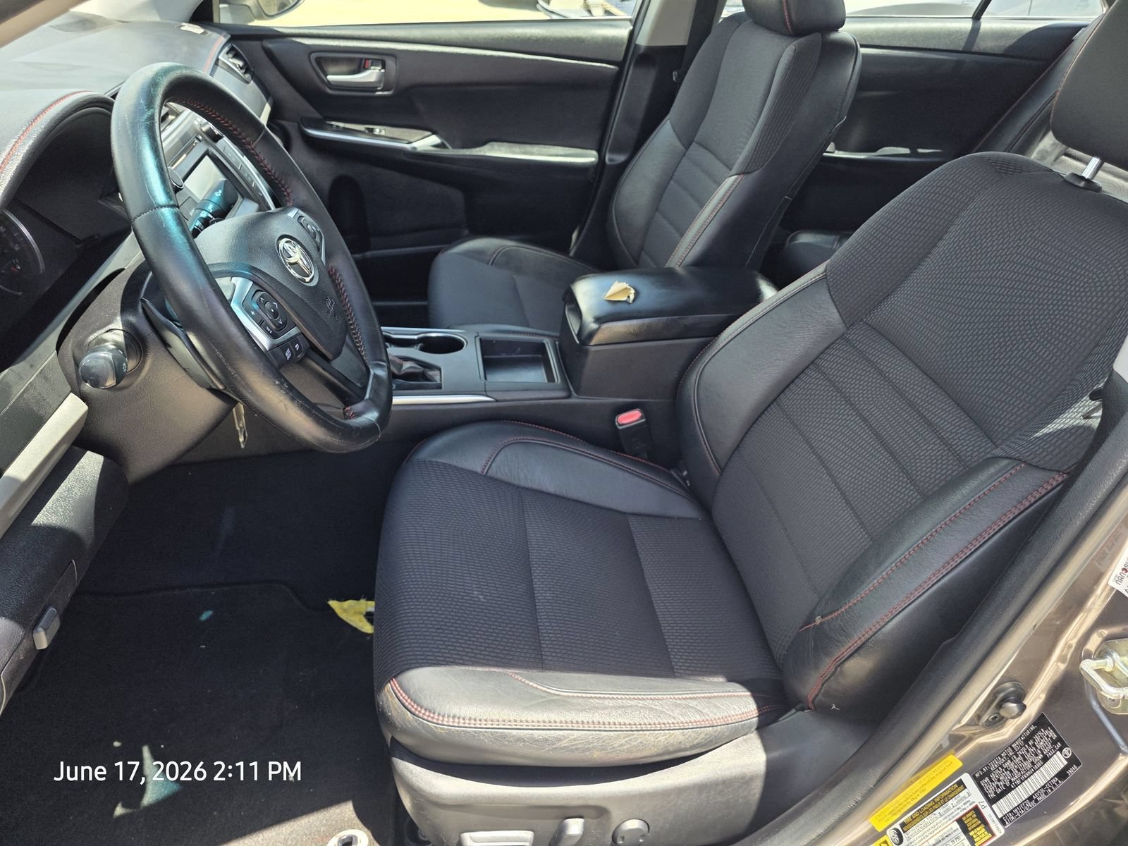 Used 2017 Toyota Camry SE FWD image 14