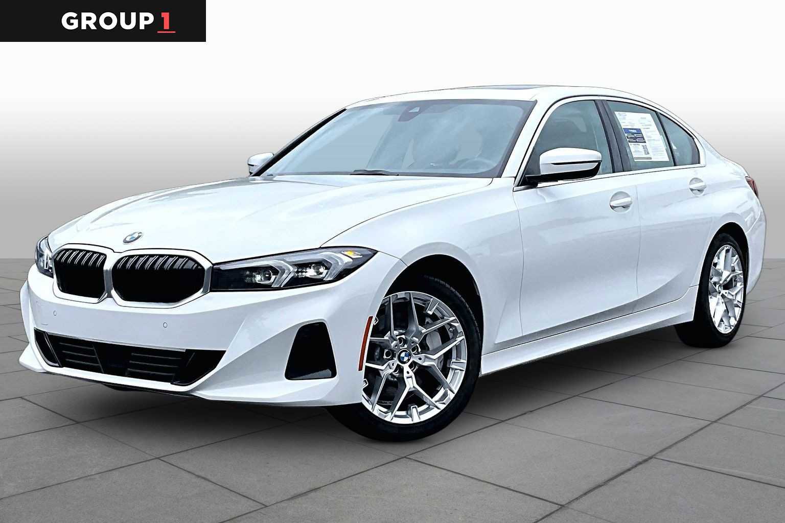 Certified 2025 BMW 330i Sedan RWD image 1