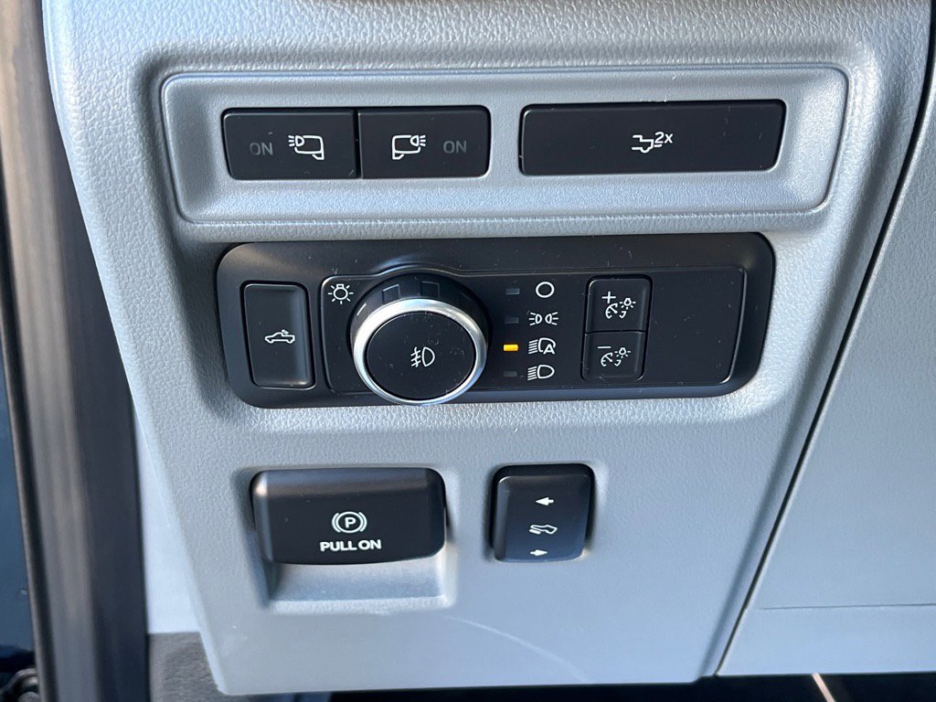 Certified 2022 Ford F150 XLT w/ Equipment Group 302A High image 17