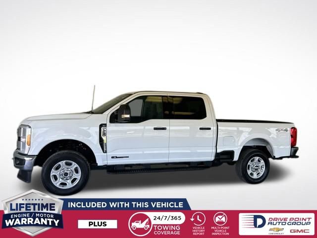 Used 2025 Ford F250 XLT AWD/4WD image 3