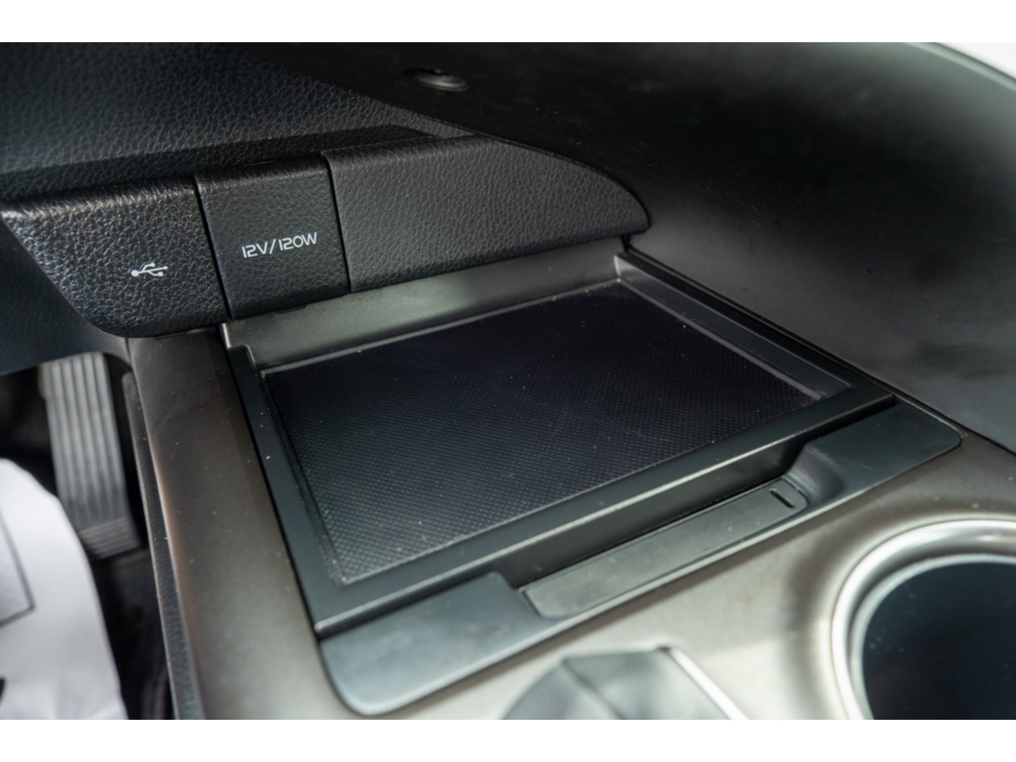 Used 2024 Toyota Camry SE FWD image 28