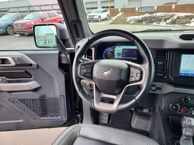 Used 2023 Ford Bronco Black Diamond w/ Sasquatch Package image 7