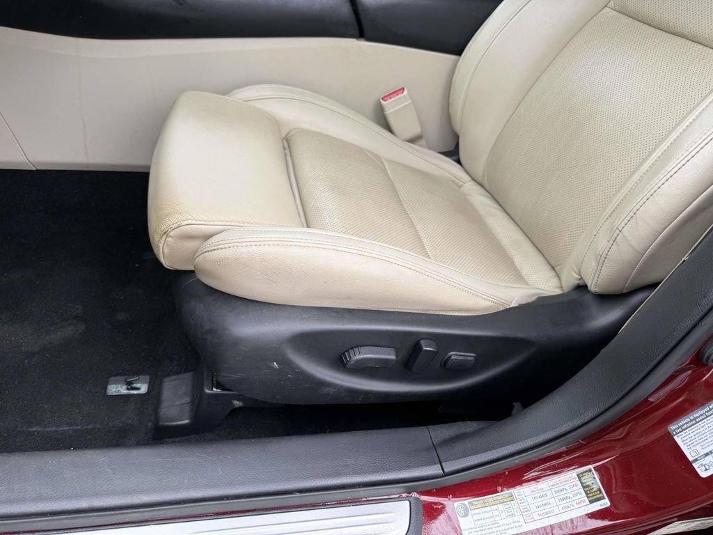 Used 2016 Nissan Maxima 3.5 SV image 11