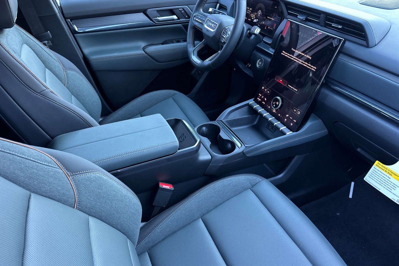 New 2026 GMC Terrain AT4 w/ LPO, Floor Liner Package AWD/4WD image 17