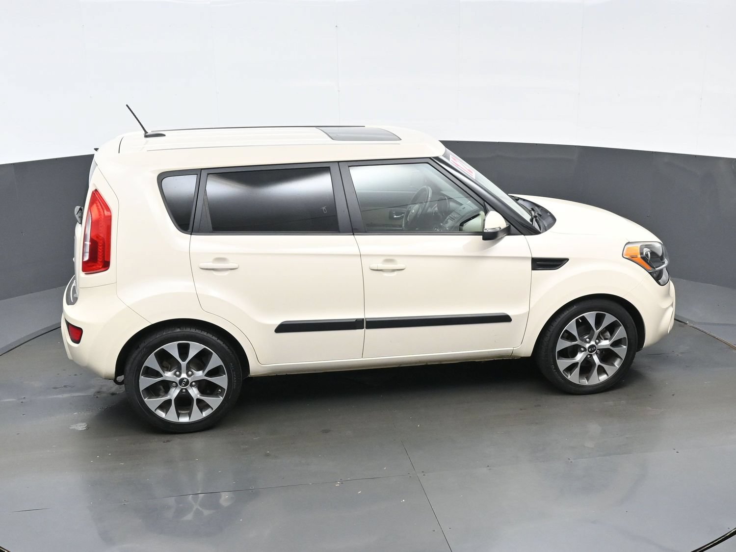 Used 2012 Kia Soul ! FWD image 41