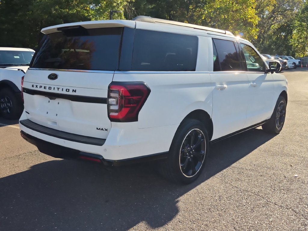 Used 2023 Ford Expedition Max Limited AWD/4WD image 14