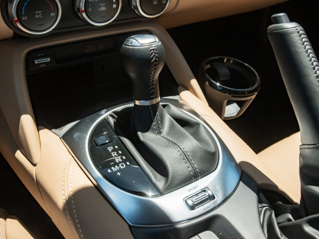 New 2026 MAZDA MX-5 Miata RF Grand Touring w/ Weather Package RWD image 18