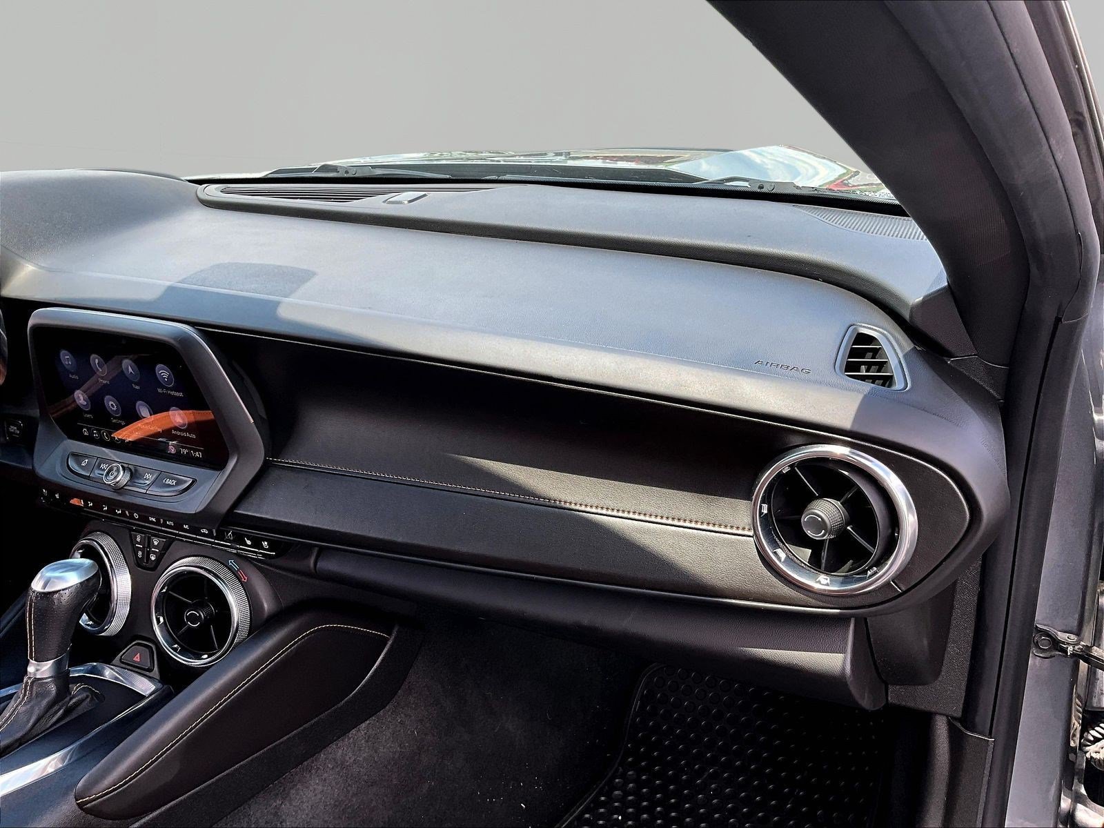Used 2019 Chevrolet Camaro SS w/ Black Appearance Package RWD image 24