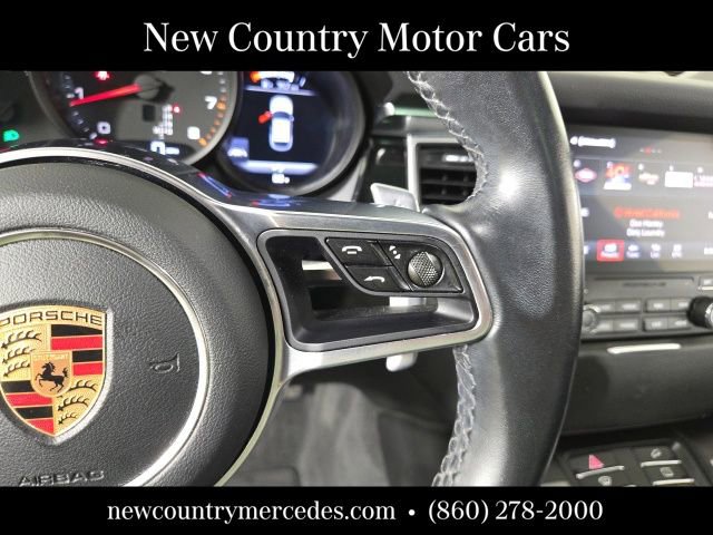 Used 2018 Porsche Macan Sport Edition AWD/4WD image 13
