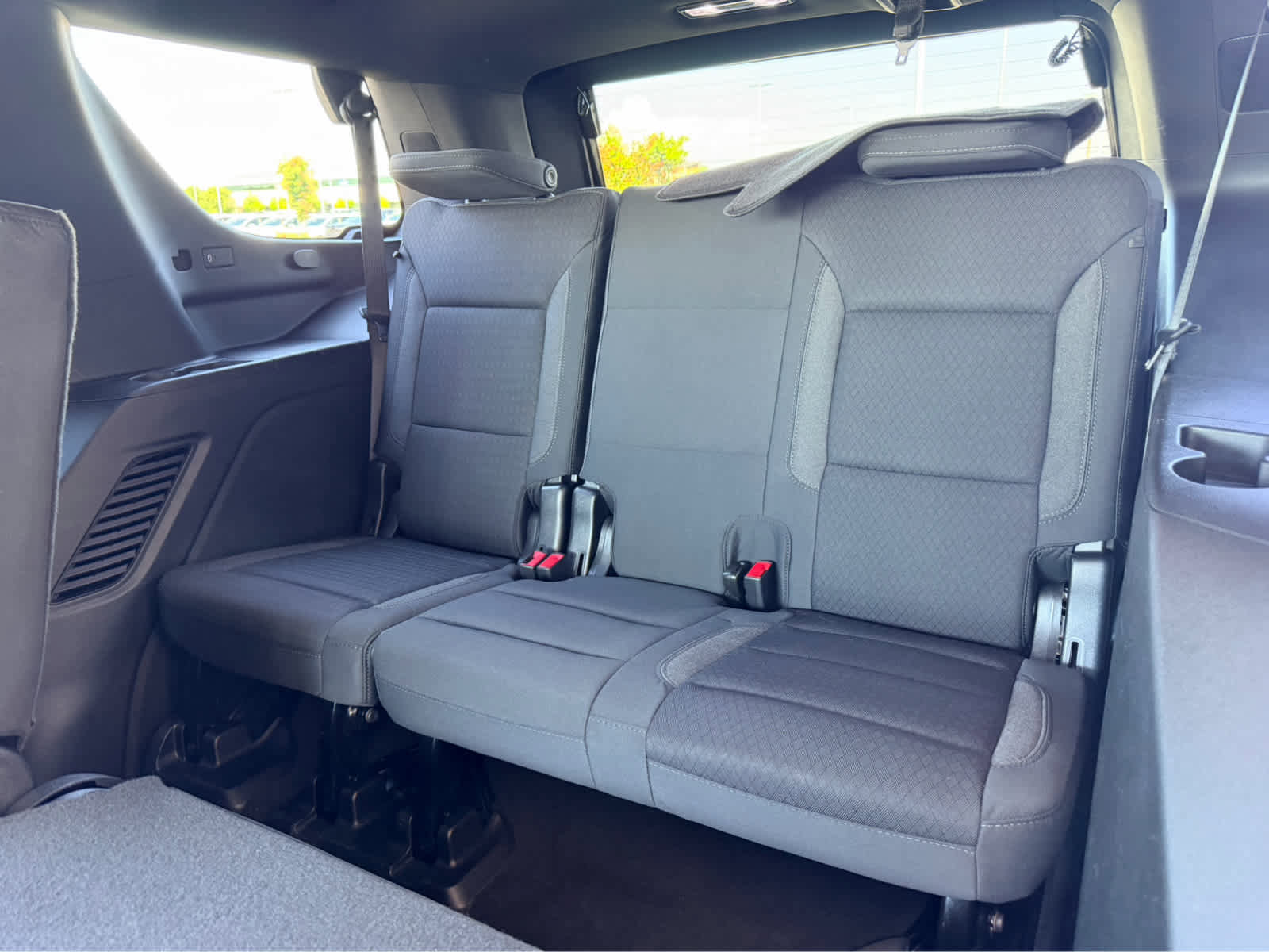 Used 2022 Chevrolet Tahoe LS image 20