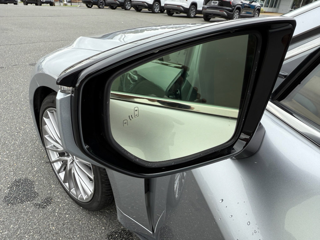 Used 2023 Lexus IS 300 w/ Premium Package image 7