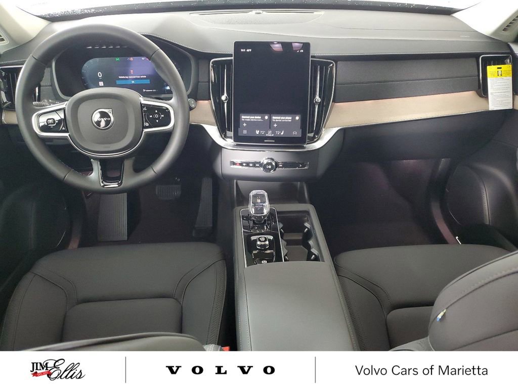 New 2025 Volvo XC90 B6 Core w/ Climate Package image 16