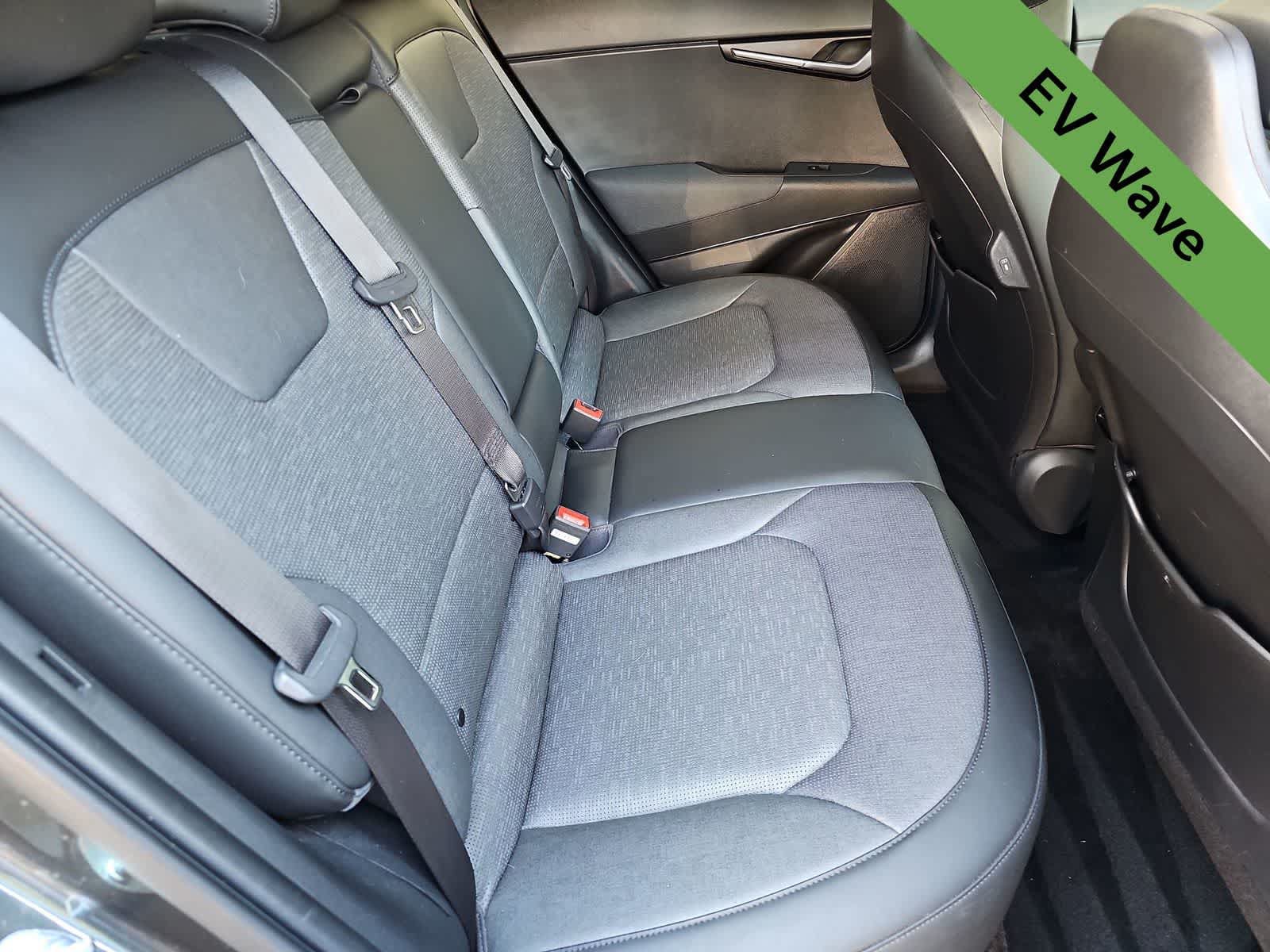 Used 2024 Kia Niro Wave FWD image 17