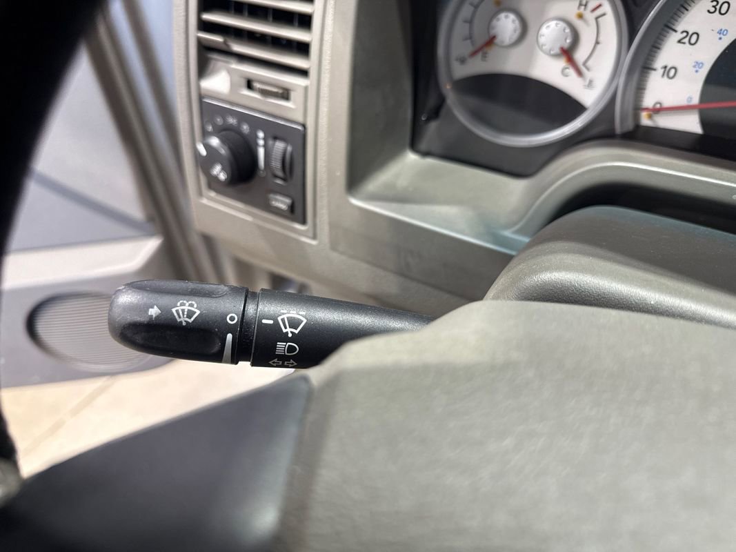 Used 2006 Dodge Dakota Laramie w/ Trailer Tow Group image 98