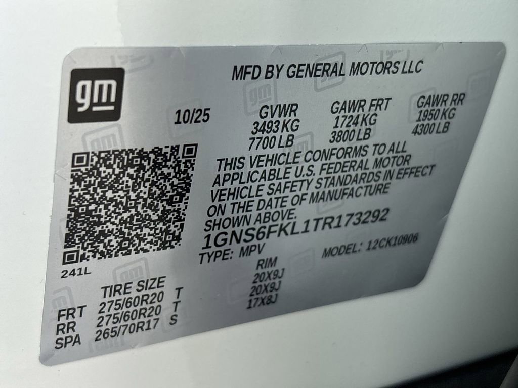 New 2026 Chevrolet Suburban Premier image 36