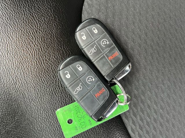 Used 2022 Jeep Compass Latitude w/ Convenience Group image 25