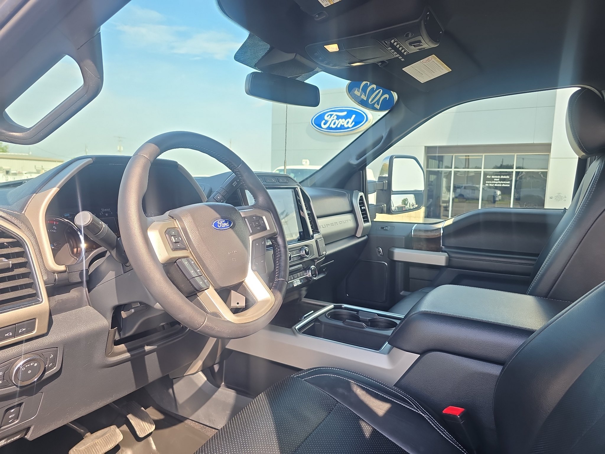 Used 2022 Ford F350 Lariat w/ Chrome Package AWD/4WD image 19